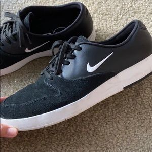 Men’s Nike SB Rodriguez Skate Shoes